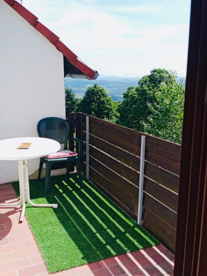 Fockelberg Luxus Appartement Im Schloss المظهر الخارجي الصورة